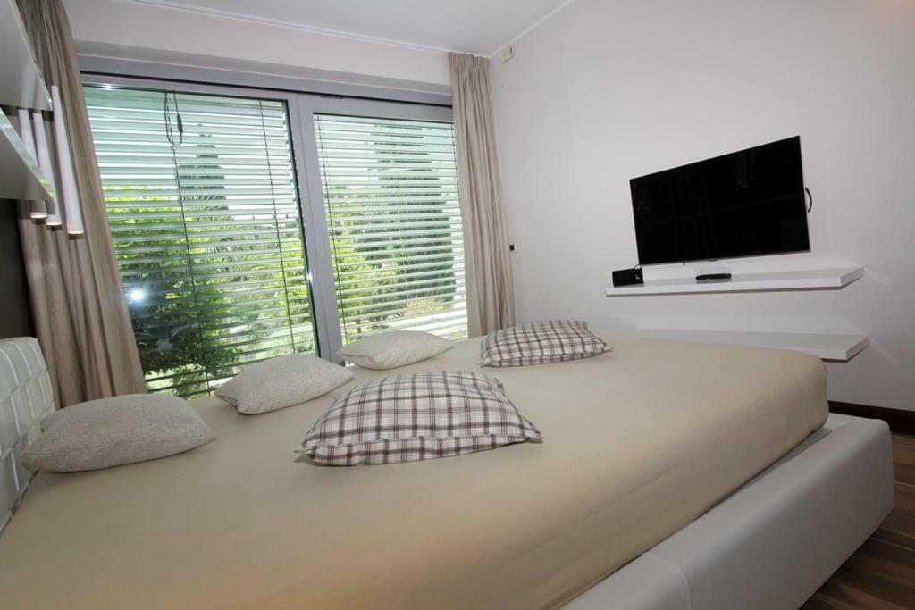 Deluxe Apartment Volosko โอปาติยา ภายนอก รูปภาพ